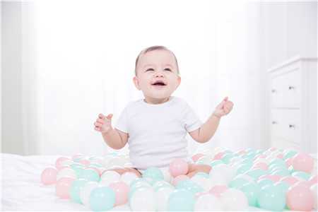 代孕中介套餐-长沙三代试管供卵助孕费用_2019年婴儿吃奶量标准表