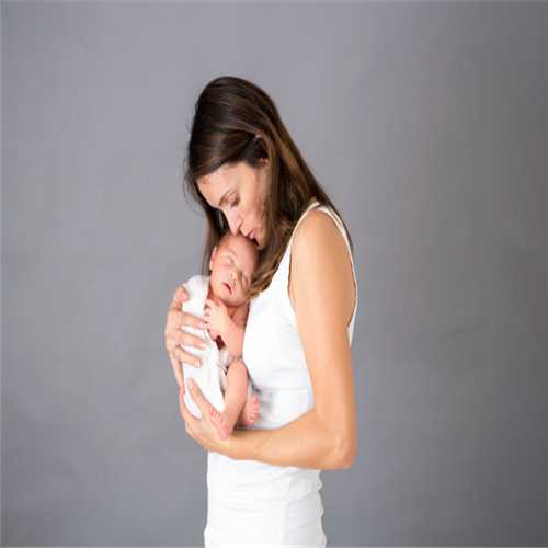 试管婴儿：囊胚冷冻的意义与技术优势解析